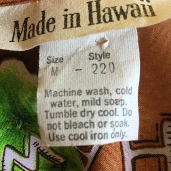 Men's Hawaiian Shirt - Picture 5 of 6